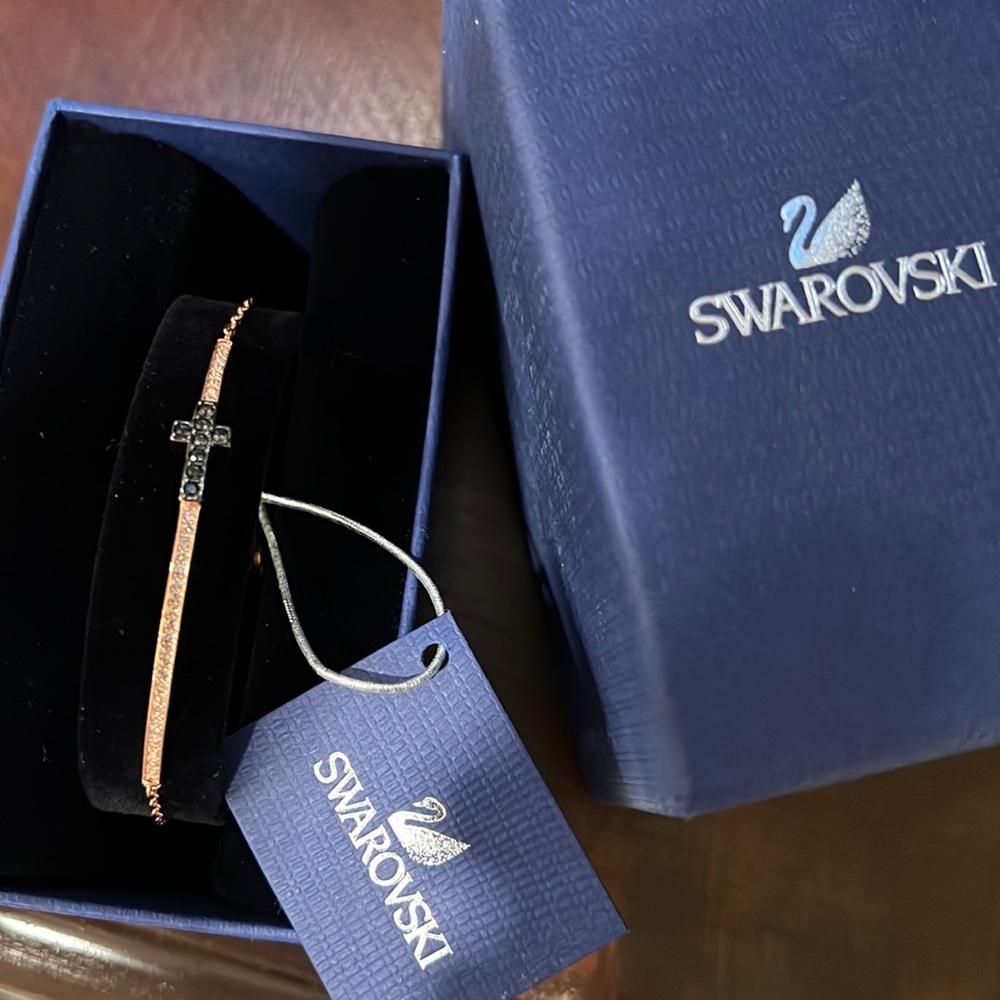 Rose Gold Swarovski Adjustable Bracelet